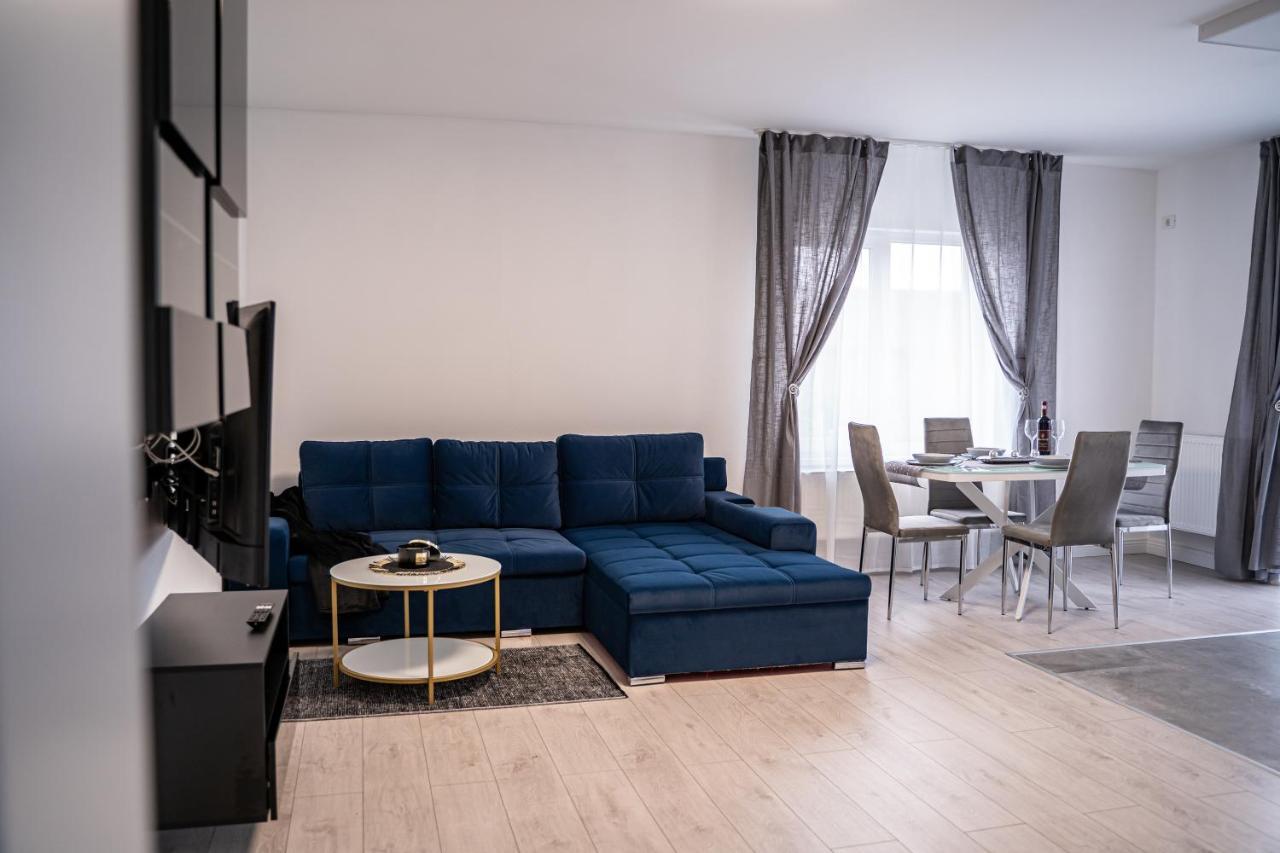 Cozy Apartment In Dumbravita Dumbravita  Eksteriør billede